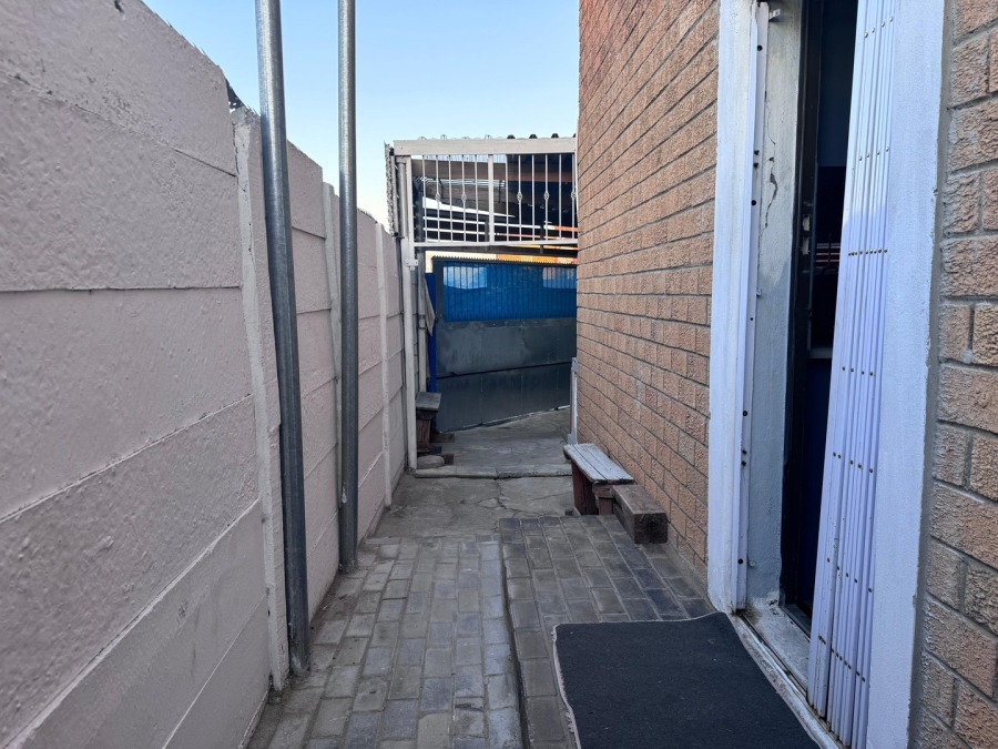 4 Bedroom Property for Sale in Westridge Western Cape